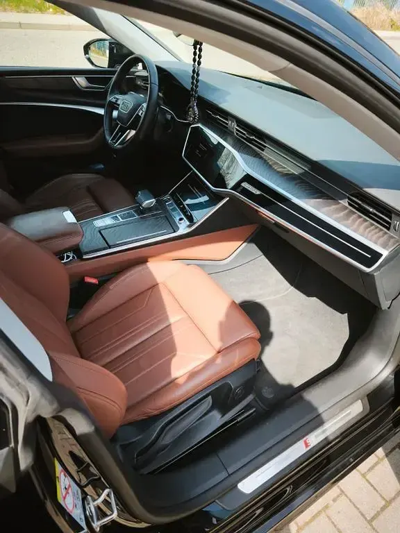 Gebraucht Audi A7 Sportback Sport 299 PS (219 kW) 2022 Schwarz Kleinwagen