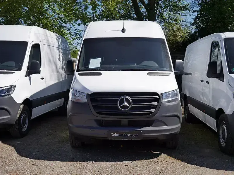 Gebraucht Mercedes Sprinter 150 PS (110 kW) 2023 Arktikweiß Van