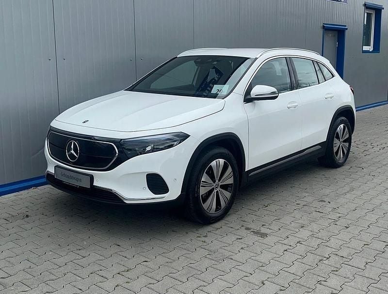 Gebraucht Mercedes EQA250 Progressive 111 kW (151 PS) 2023 Weiß SUV