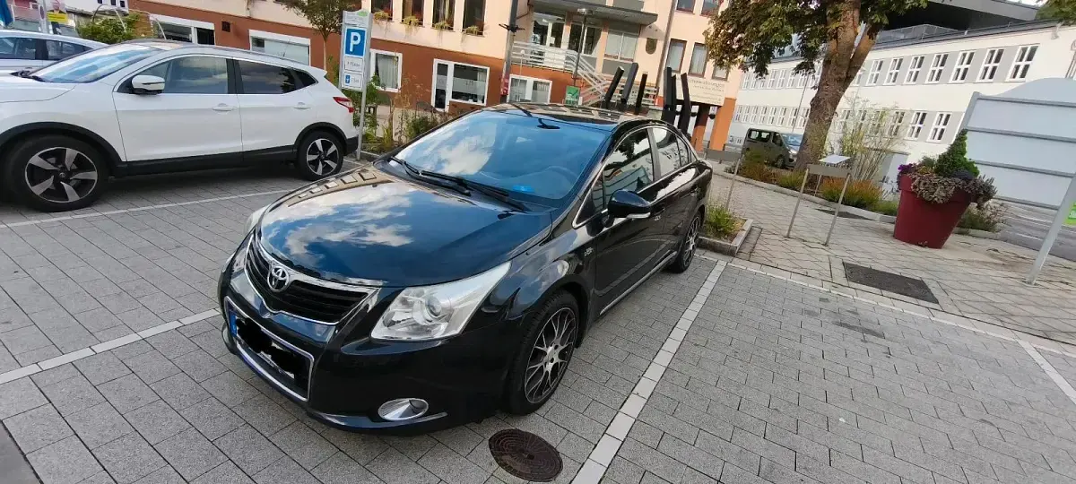 Gebraucht Toyota Avensis 150 PS (110 kW) 2011 Schwarz Limousine
