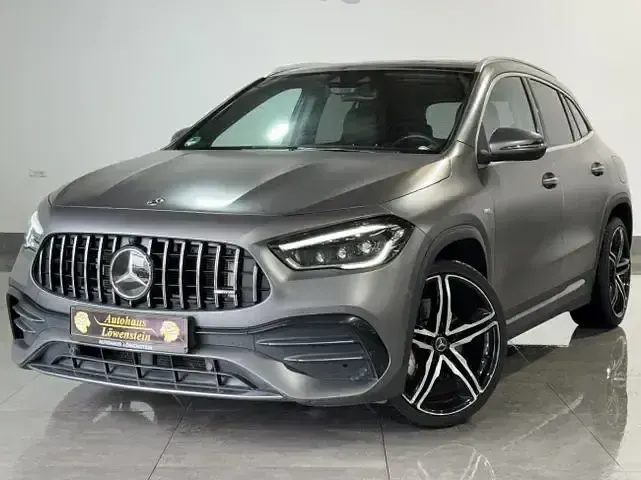 Gebraucht Mercedes GLA35 AMG AMG 306 PS (225 kW) 2020 Mountaingrau magno SUV