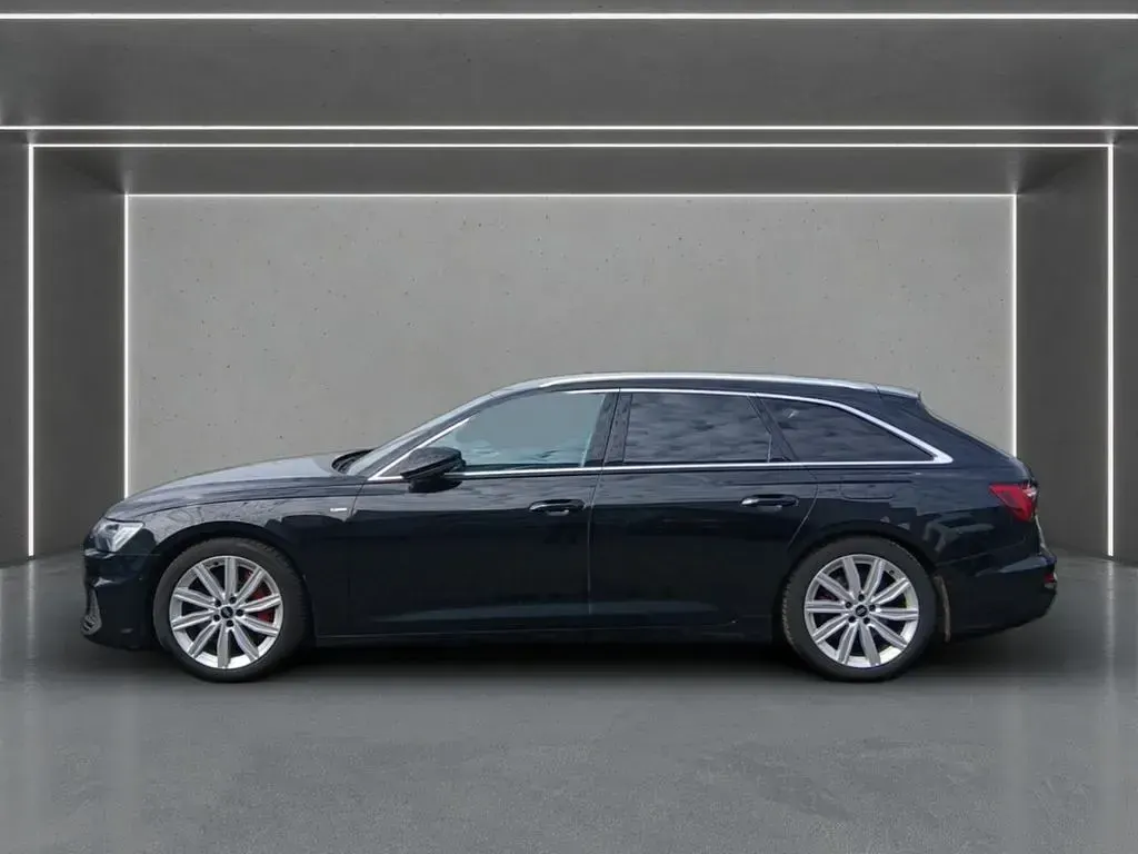 Używany Audi A6 S-Line 367 KM (269 kW) 2023 Czarny Kombi