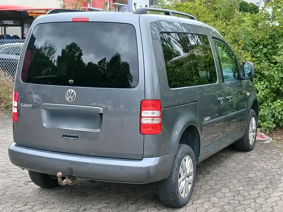 Gebraucht VW Caddy 110 PS (80 kW) 2013 Grau Van / Kleinbus