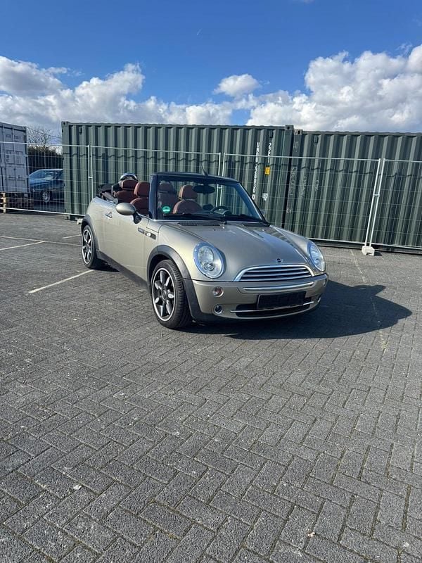 Gebraucht Mini Cooper Cabriolet 116 PS (85 kW) 2008 Gold Cabrio
