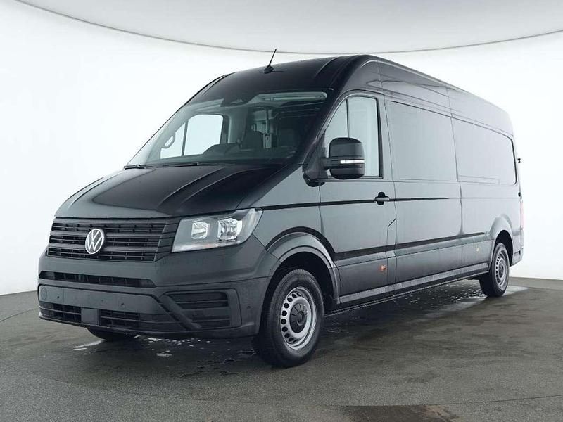 Gebraucht VW Crafter R 177 PS (130 kW) 2025 Deep black perleffekt Van