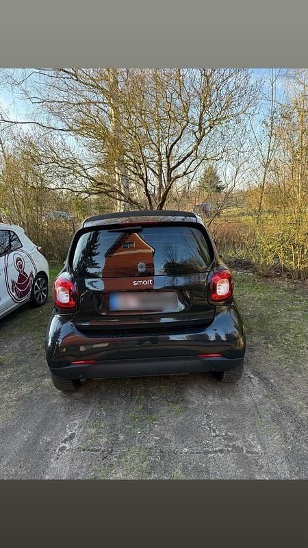 Gebraucht Smart ForTwo Coupé 71 PS (52 kW) 2018 Schwarz Coupé