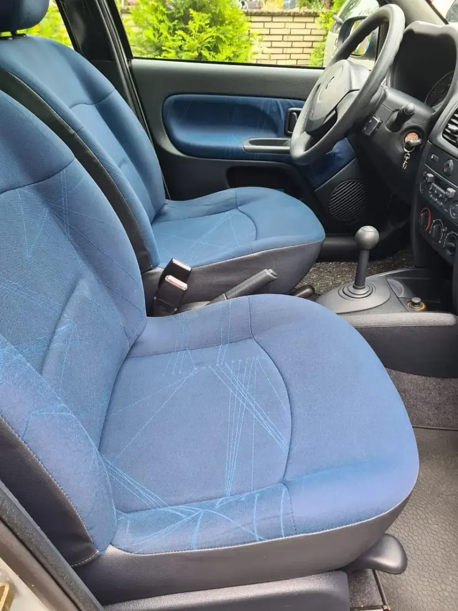 Brugt Renault Clio II 75 HK (55 kW) 2003 Grå Hatchback