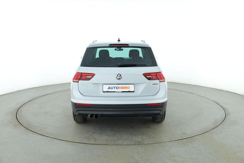 Używany VW Tiguan Join 190 KM (139 kW) 2018 Biały SUV