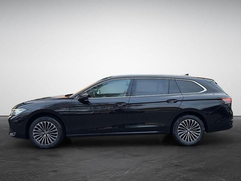 Gebraucht VW Passat Elegance+ 200 PS (147 kW) 2021 Aquamarinblau metallic (metallic) Kombi