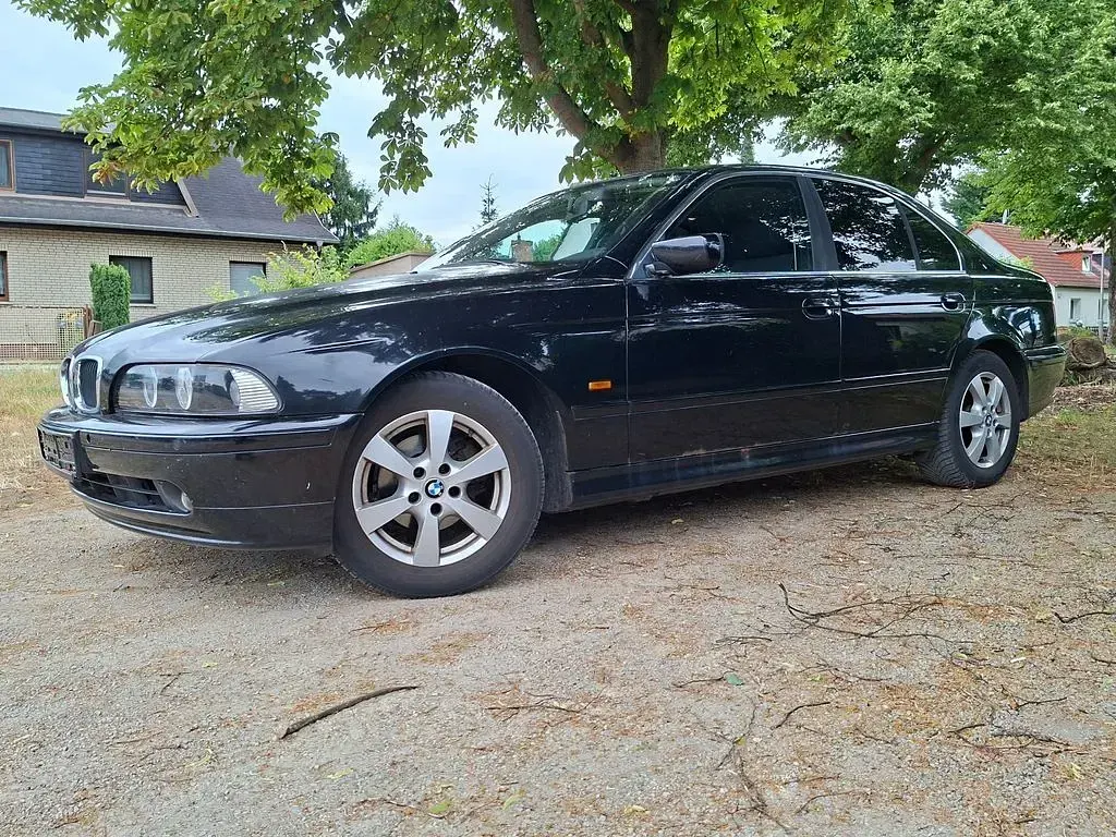 Gebraucht BMW 520 Exclusive 170 PS (125 kW) 2003 Schwarz Limousine