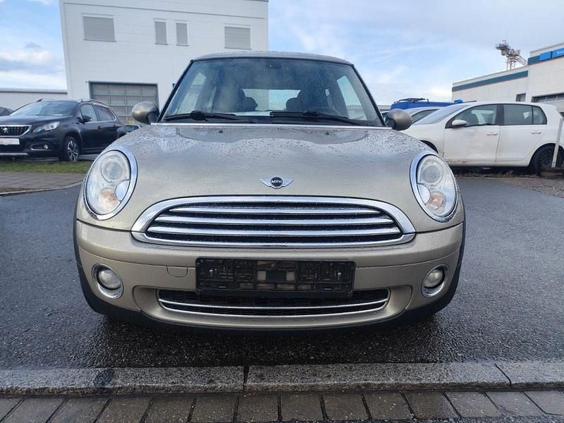 Gebraucht Mini Cooper Coupé 122 PS (89 kW) 2010 Silber Coupé