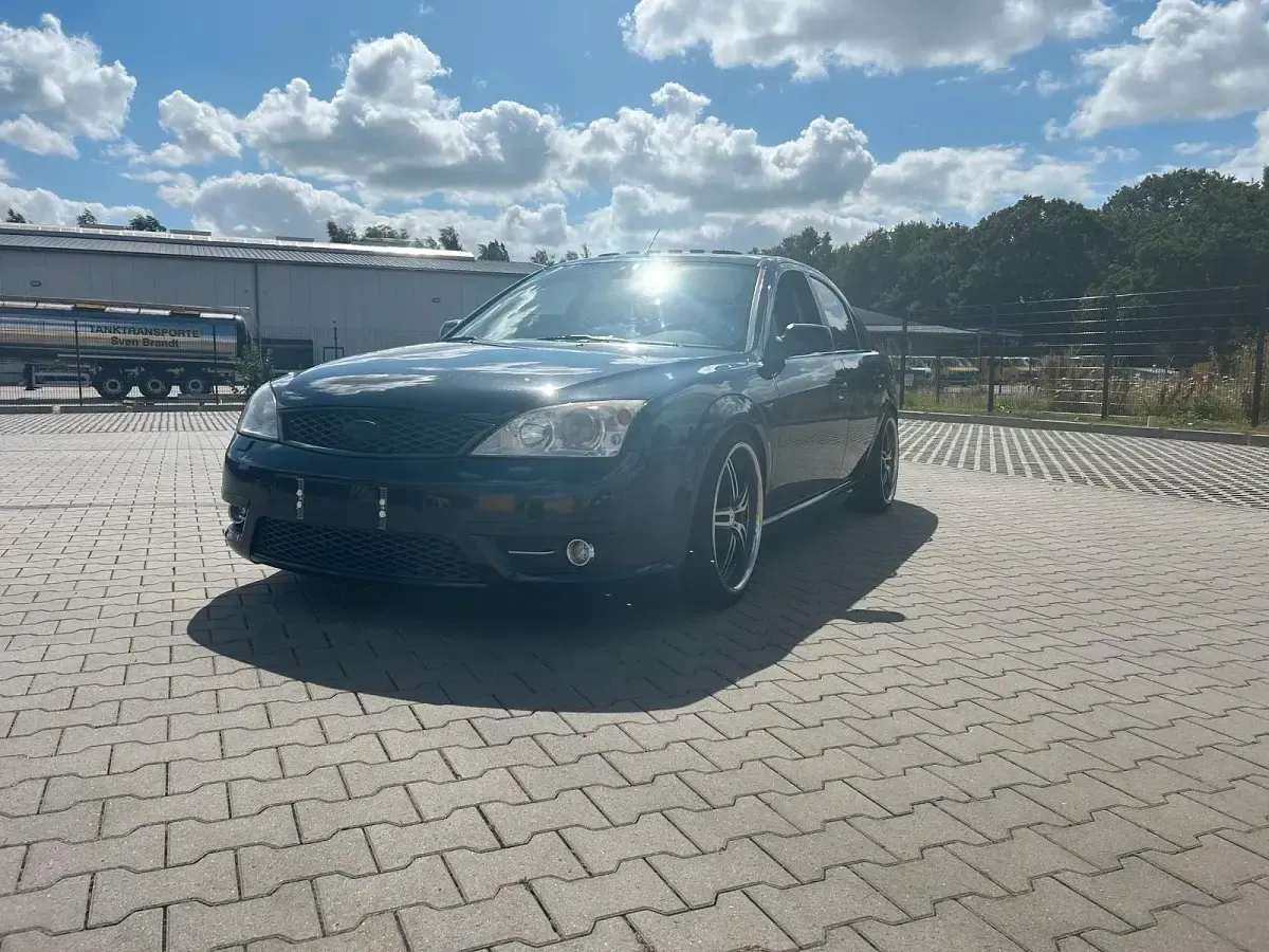 Gebraucht Ford Mondeo ST 226 PS (166 kW) 2003 Schwarz Limousine