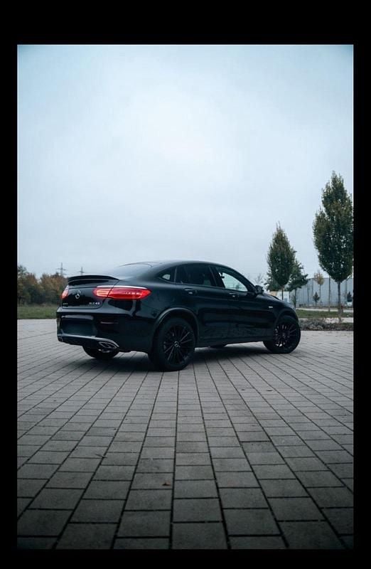 Schwarz Gebraucht 2018 Mercedes GLC43 AMG AMG Coupé | 37.999 € (Superpreis) - Bild 1/4