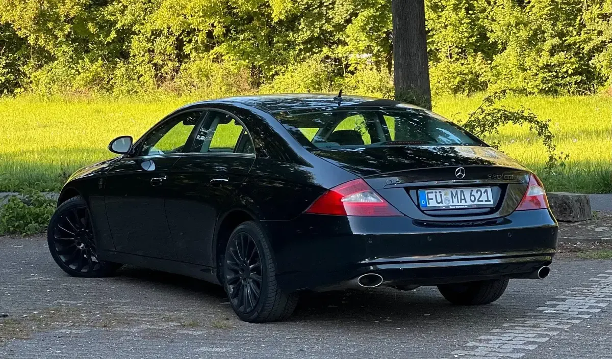 Gebraucht Mercedes CLS320 224 PS (164 kW) 2007 Schwarz Limousine