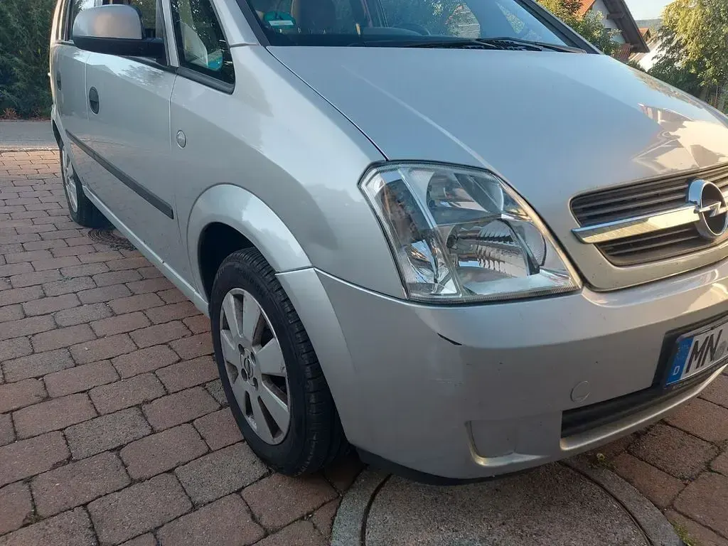 Gebraucht Opel Meriva Enjoy 101 PS (74 kW) 2004 Silber Van / Kleinbus