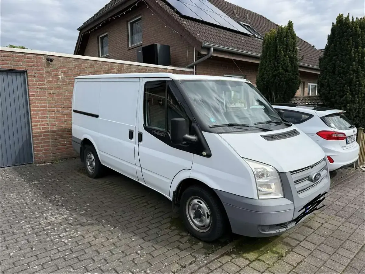 Gebraucht Ford Transit Basis 101 PS (74 kW) 2012 Pickup