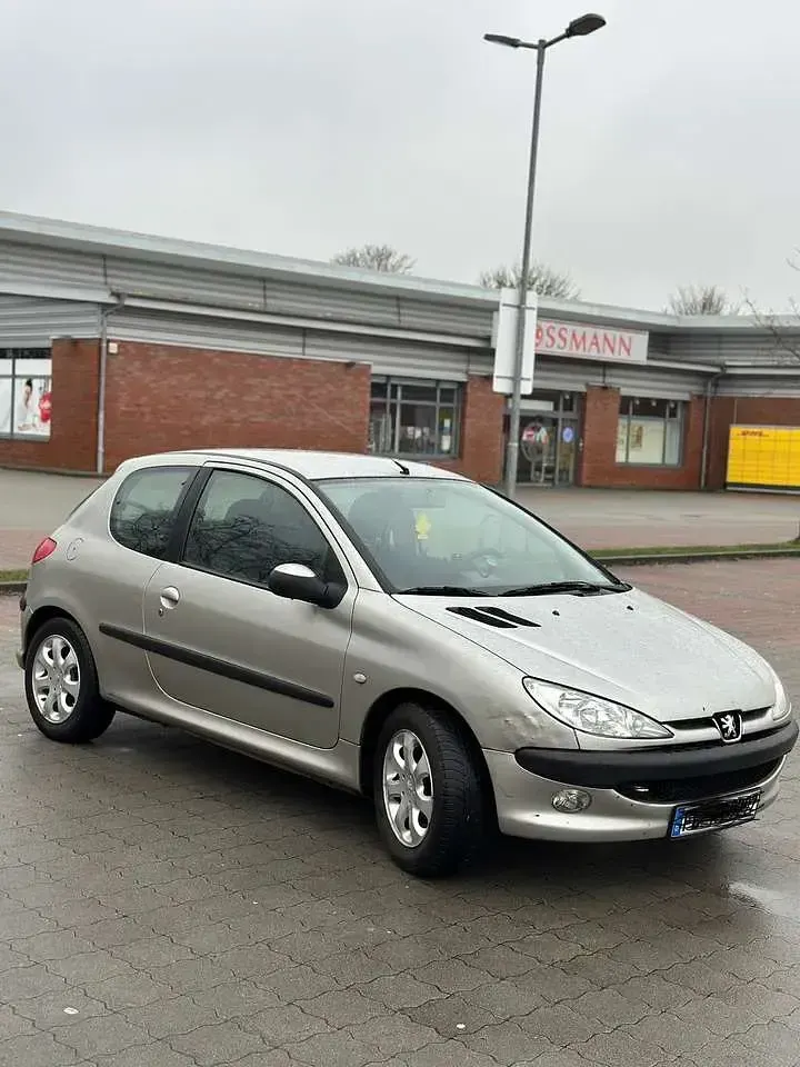 Gebraucht Peugeot 206 109 PS (80 kW) 2005 Limousine