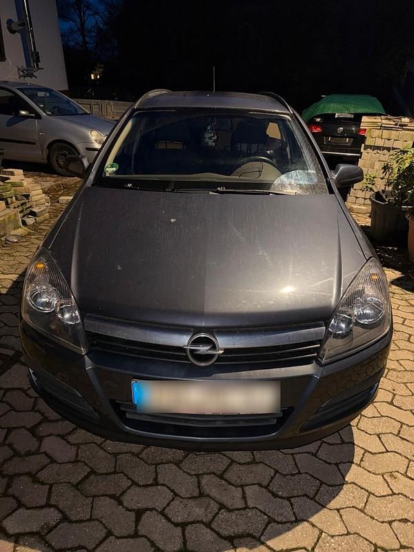Grau Gebraucht 2006 Opel Astra Kombi | 800 € (Superpreis) - Bild 1/4