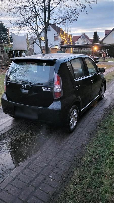 Gebraucht Daihatsu Sirion 87 PS (63 kW) 2005 Schwarz Kleinwagen