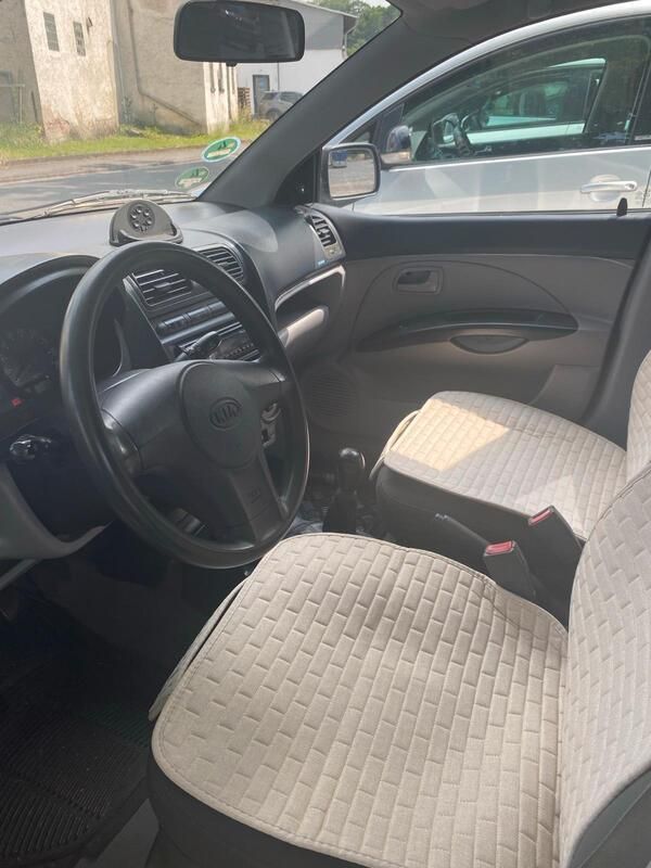 Weiß Gebraucht 2004 Kia Picanto 2 Kleinwagen | 1.000 € (Fairer Preis) - Bild 1/4