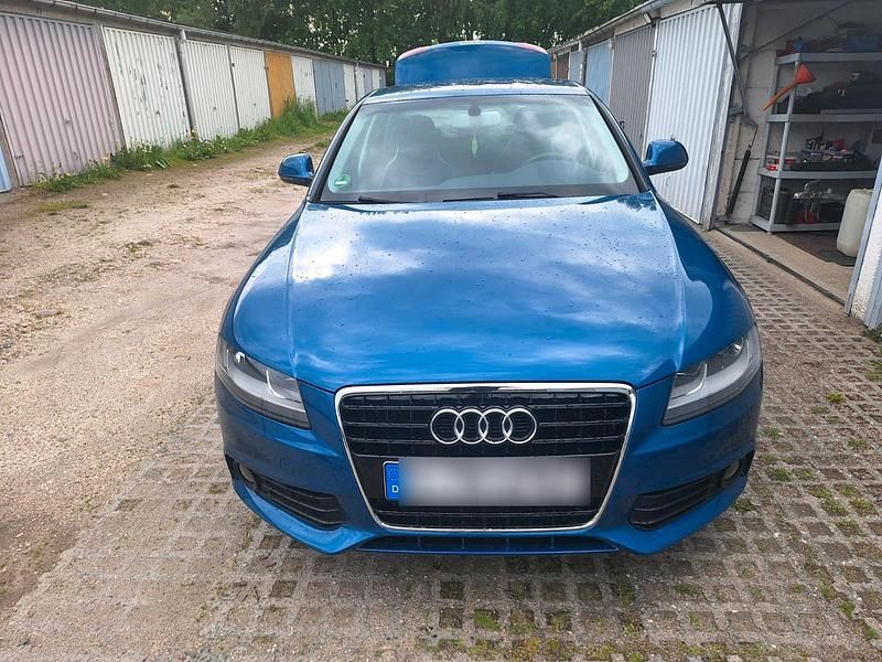 Blau Gebraucht 2009 Audi A4 Limousine | 6.800 € (Fairer Preis) - Bild 1/4