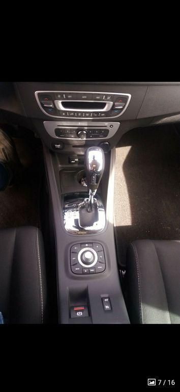 Gebraucht Renault Mégane III LIMITED 110 PS (80 kW) 2015 Silber Limousine