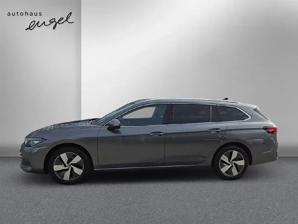 Gebraucht VW Passat Business 150 PS (110 kW) 2024 Grau Kombi
