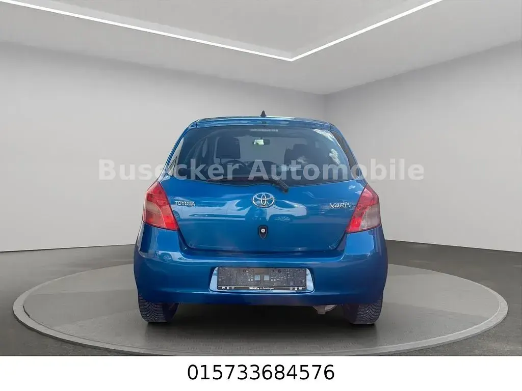 Gebraucht Toyota Yaris Cool 69 PS (50 kW) 2007 Blau Kleinwagen