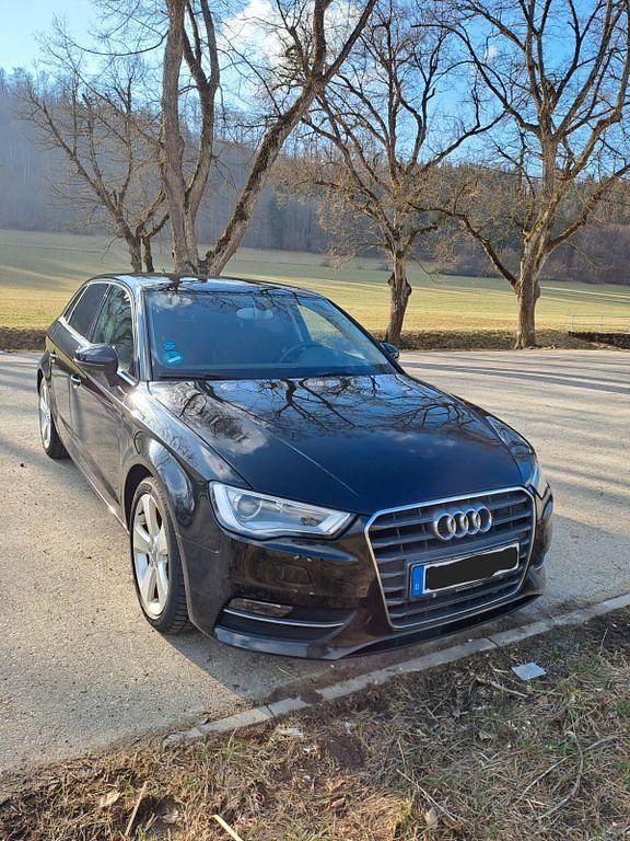 Gebraucht Audi A3 110 PS (80 kW) 2015 Schwarz Limousine