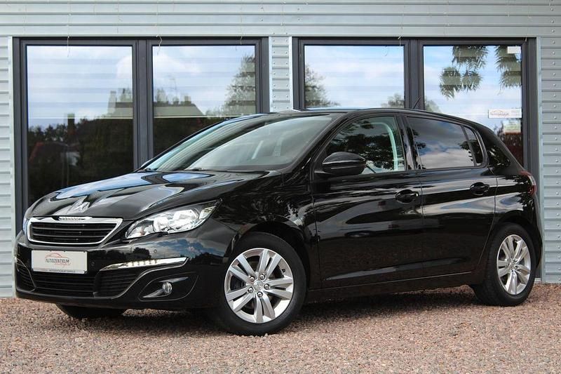 Schwarz Gebraucht 2016 Peugeot 308 Active Limousine | 8.250 € (Etwas zu teuer) - Bild 1/4