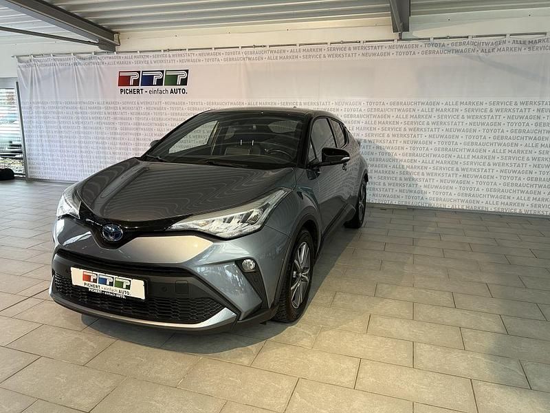 Gebraucht Toyota C-HR Team 184 PS (135 kW) 2022 Sodalithblau metallic / dach schwarz SUV