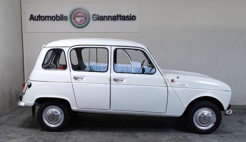 Gebraucht Renault R4 35 PS (25 kW) 1970 Weiß Kleinwagen