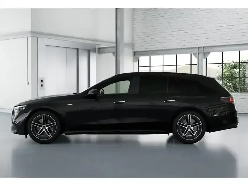 Usata Mercedes E300 AMG 204 CV (150 kW) 2025 Nero Station wagon