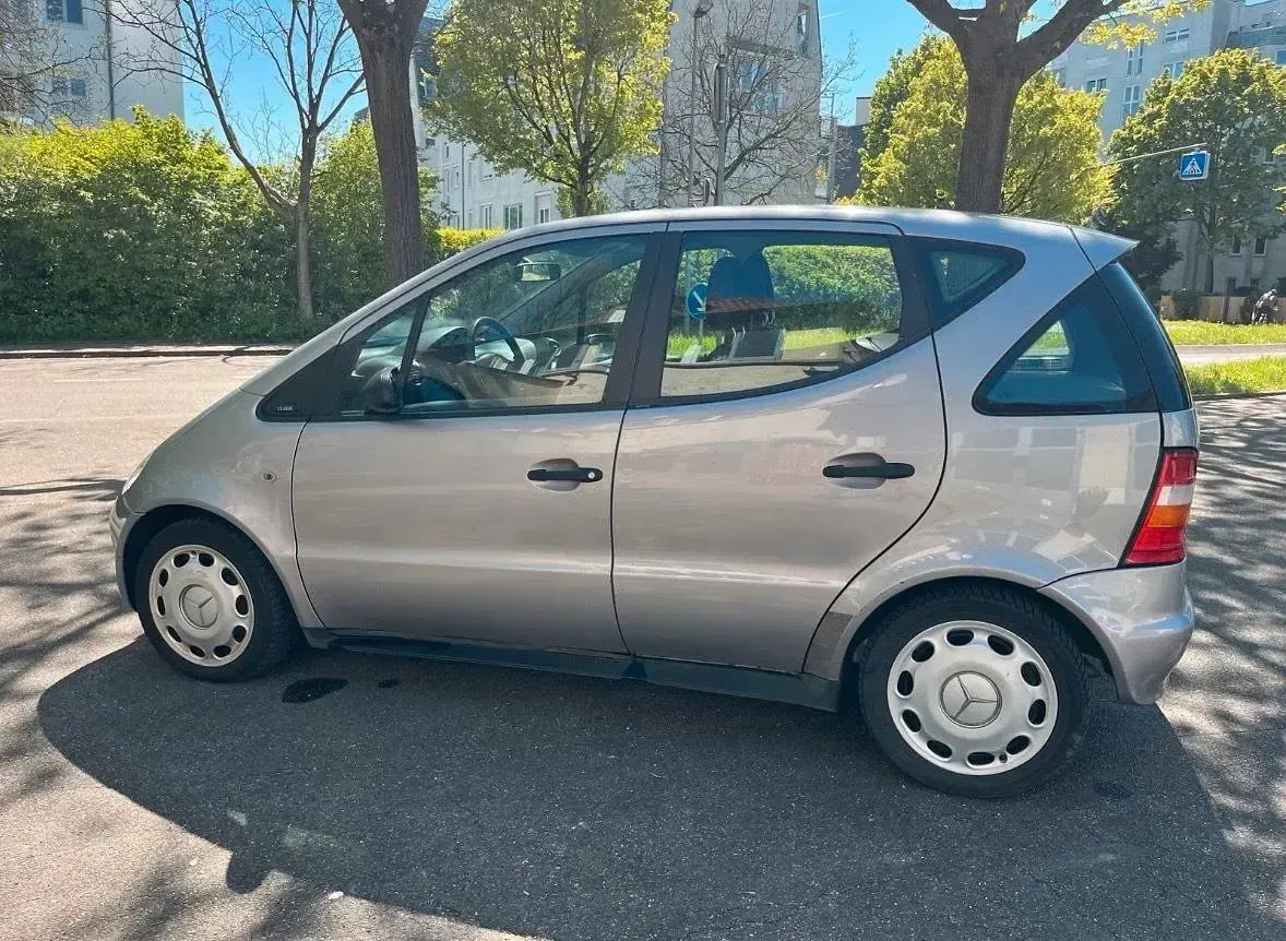 Gebraucht Mercedes A160 102 PS (75 kW) 2001 Grau Kleinwagen