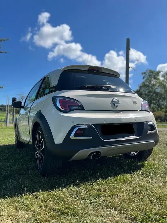 Gebraucht Opel Adam Rocks Rocks 101 PS (74 kW) 2018 Weiß Kleinwagen