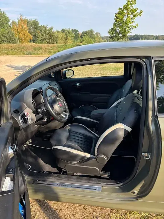 Gebraucht Fiat 500 Lounge 105 PS (77 kW) 2018 Grün Kleinwagen