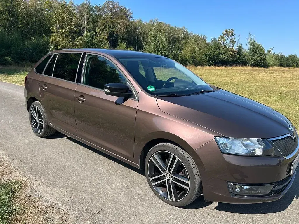 Gebraucht Skoda Rapid Ambition 90 PS (66 kW) 2016 Braun Kleinwagen