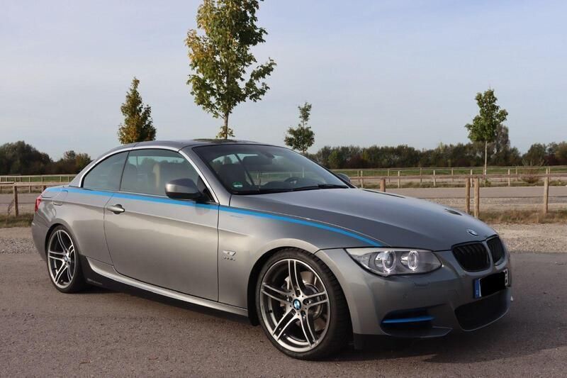 Grau Gebraucht 2011 BMW 335 Cabriolet M Performance Cabrio | 28.999 € (Teuer) - Bild 1/4
