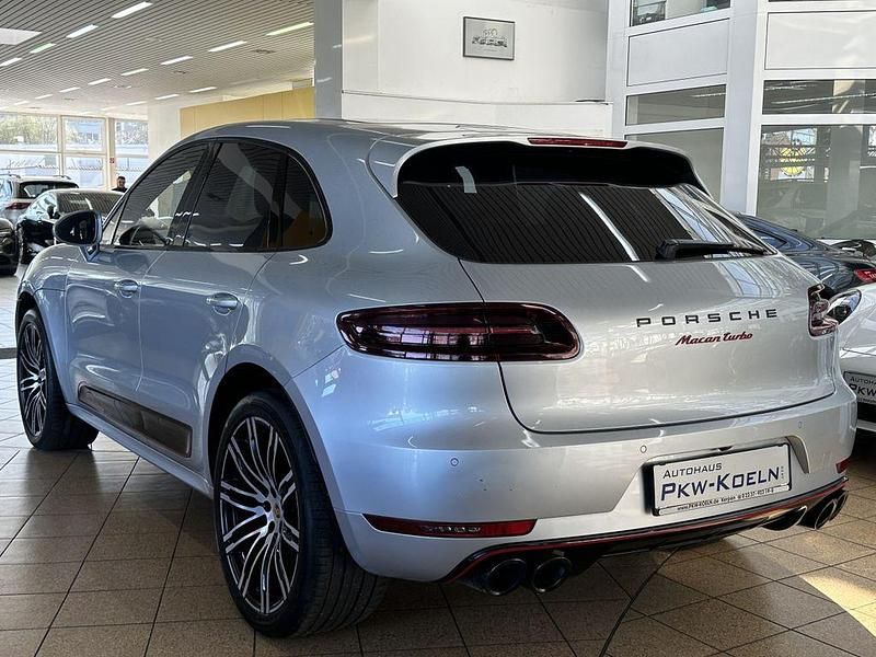 Gebraucht Porsche Macan Turbo Performance Package 441 PS (324 kW) 2018 Silber SUV