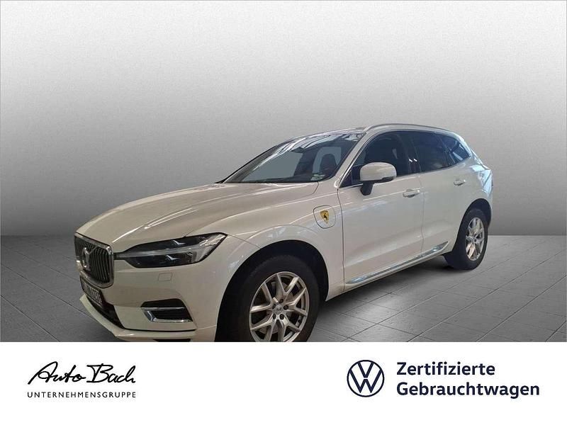 Weiß (crystal white / metallic) Gebraucht 2021 Volvo XC60 Inscription SUV | 30.970 € (Superpreis) - Bild 1/3