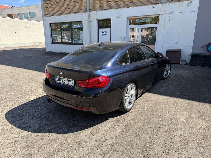 Second-hand BMW 420 Performance 190 CP (139 kW) 2018 Albastru Coupe