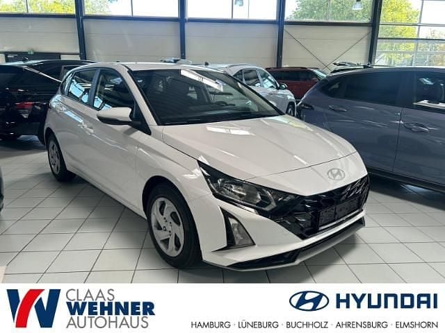 Weiss Neu 2025 Hyundai i20 Select Limousine | 18.900 € (Superpreis) - Bild 1/4