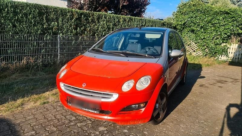 Rot Gebraucht 2005 Smart ForFour Kleinwagen | 1.800 € (Guter Preis) - Bild 1/4