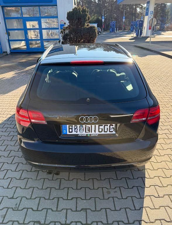 Gebraucht Audi A3 Sport 125 PS (91 kW) 2009 Schwarz Limousine