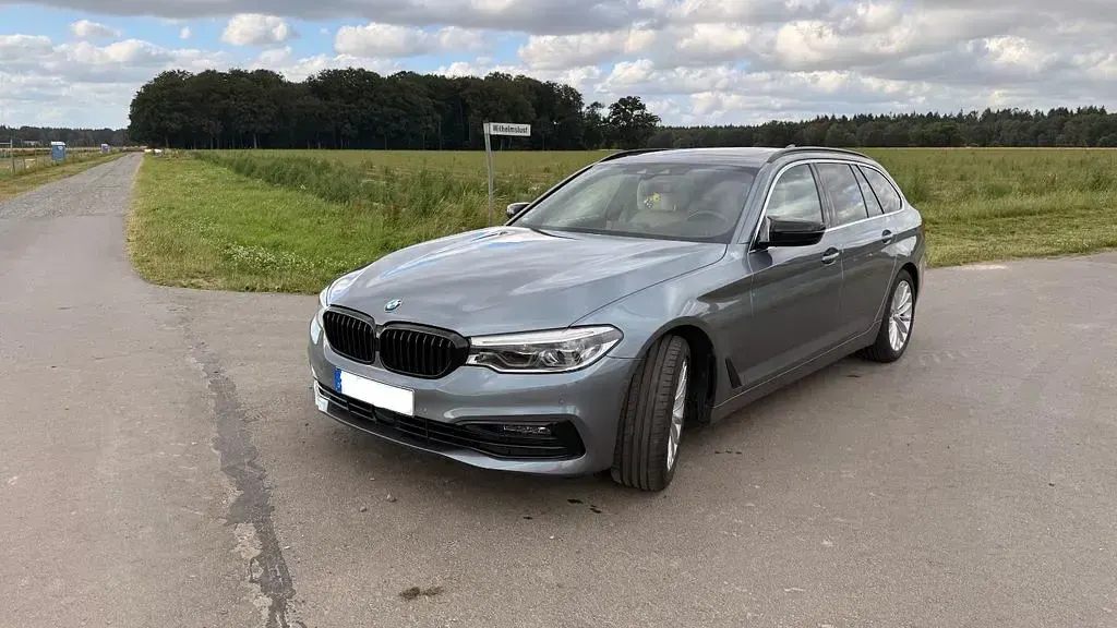 Gebraucht BMW 540 Luxury Line 340 PS (250 kW) 2019 Grau Kombi