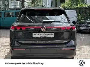 Neu VW Tiguan 150 PS (110 kW) 2026 Grau (uranograu) SUV