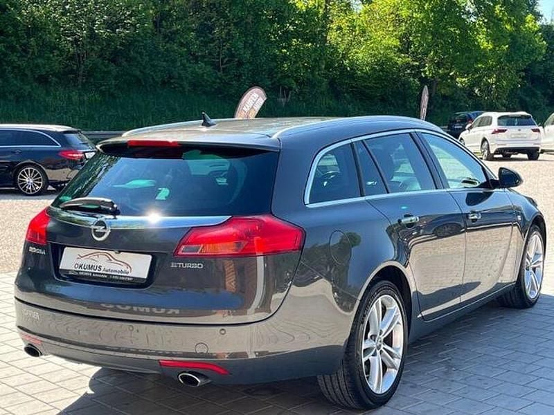 Gebraucht Opel Insignia 110 PS (80 kW) 2013 Blau Limousine