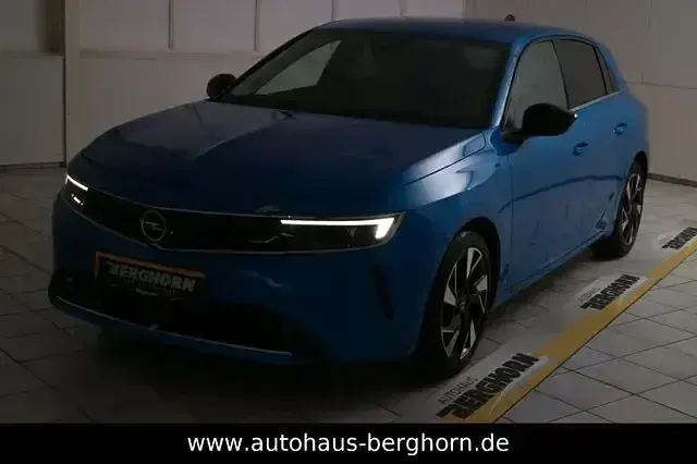 Gebraucht Opel Astra Elegance 131 PS (96 kW) 2022 Blau Kleinwagen