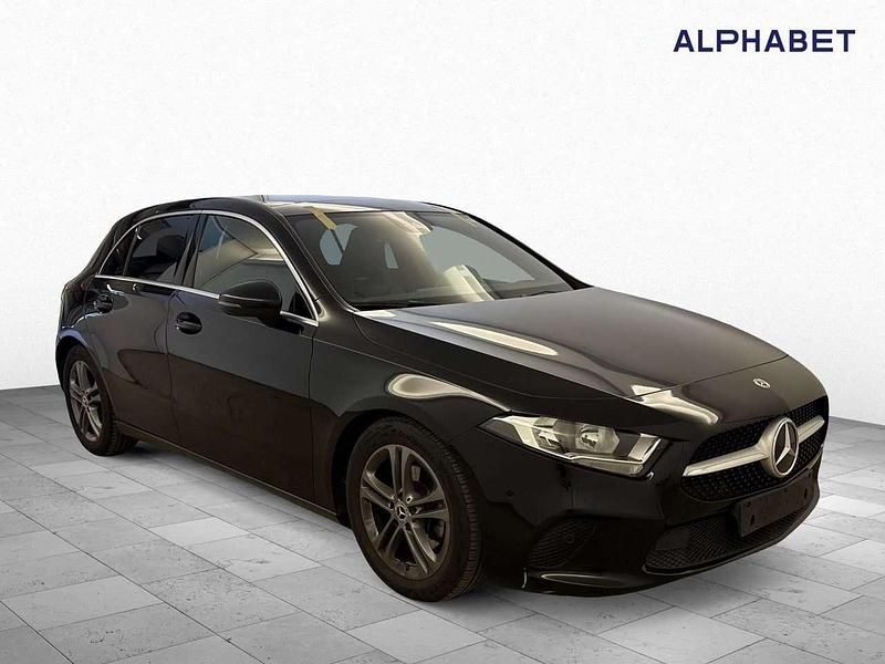 Gebraucht Mercedes A200 Progressive 150 PS (110 kW) 2020 Schwarz Limousine