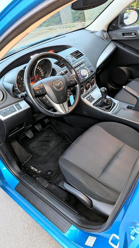 Gebraucht Mazda 3 105 PS (77 kW) 2009 Blau Limousine
